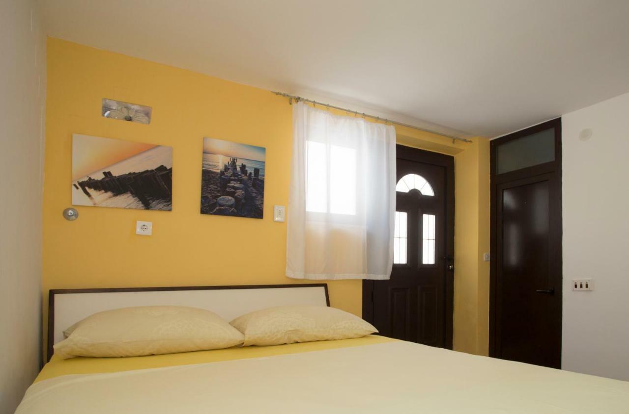 Room Dioklecijan Split Bagian luar foto
