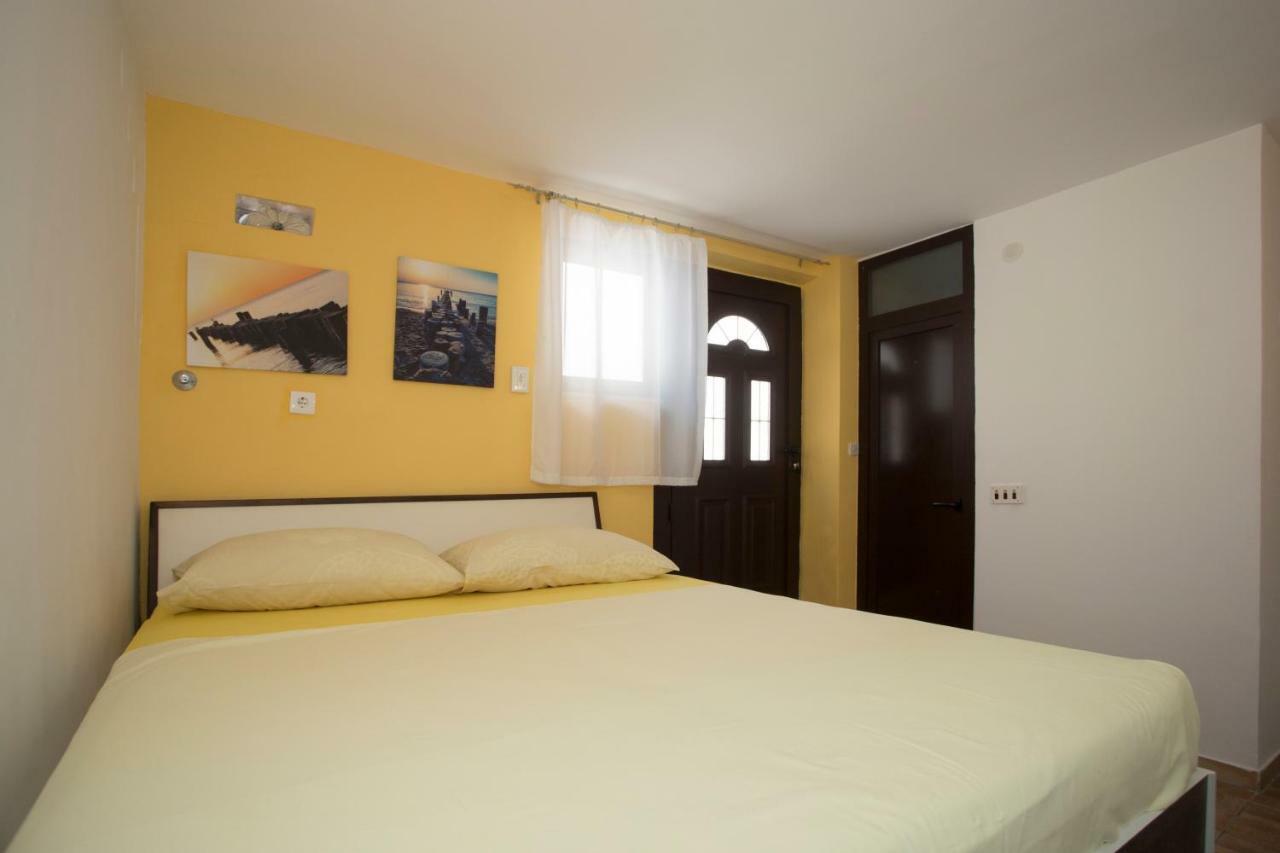 Room Dioklecijan Split Bagian luar foto